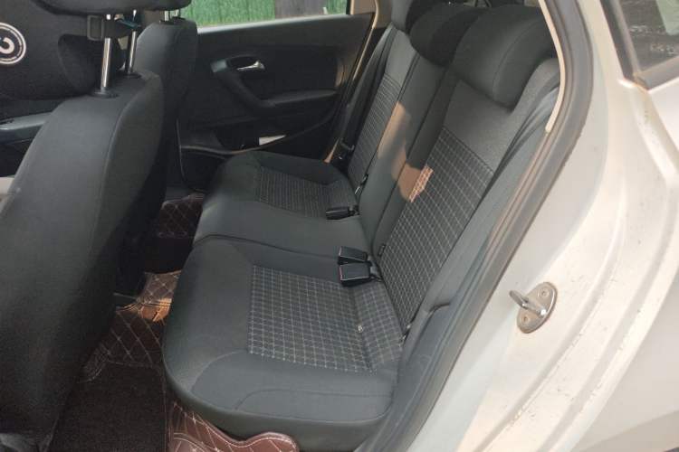 Used Volkswagen Polo 2014 1.4L Automatic Comfort Edition