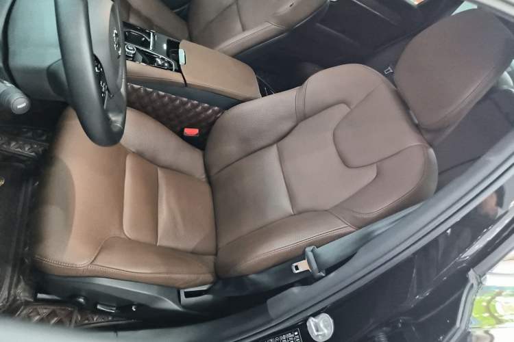 Used Volvo S90 New Energy 2024 Plug-in Hybrid Four-Wheel Drive Long-Range Zhiyi Luxury Edition Left Front Seat