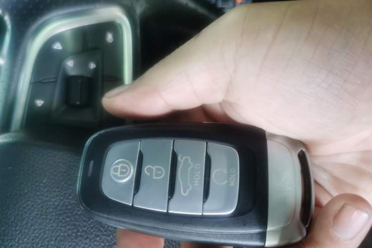 Used Hongqi H5 2018 30TD Smart Connect Enjoy Edition
