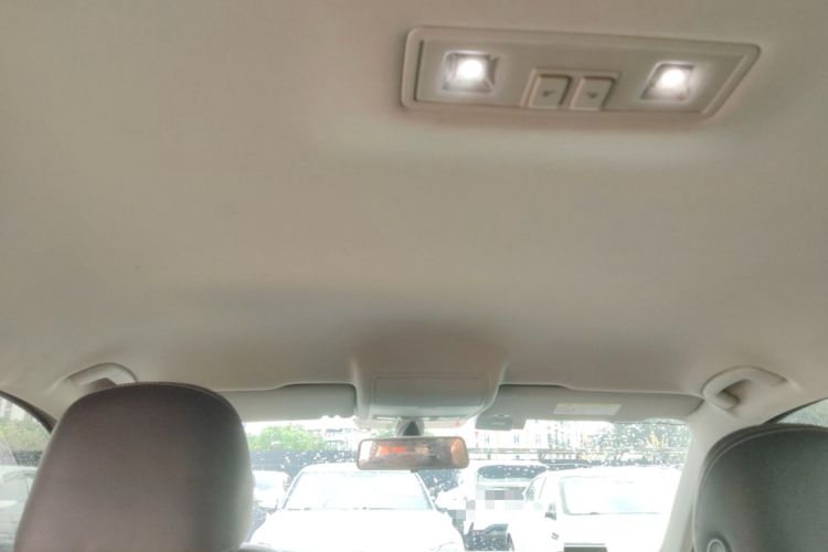 Used Volkswagen Tiguan L 2017 330TSI Automatic Two-Wheel Drive Comfort Edition
