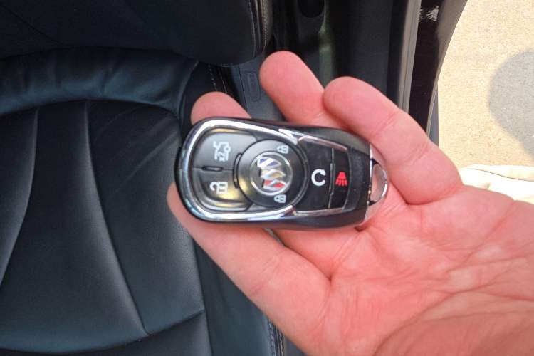 Used Buick LaCrosse 2022 652T Luxury Version
