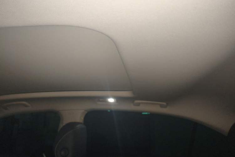 Used Volkswagen Phideon 2018 Revised Version 380TSI Two-Wheel Drive Business Edition Headliner