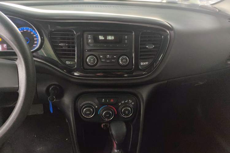 Used Fiat Viaggio 2015 1.4T Automatic Enjoyment Edition
