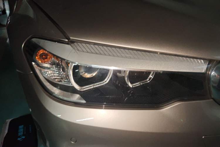 Used BMW 5 Series 2018 530Li Leading Edition Luxury Package
