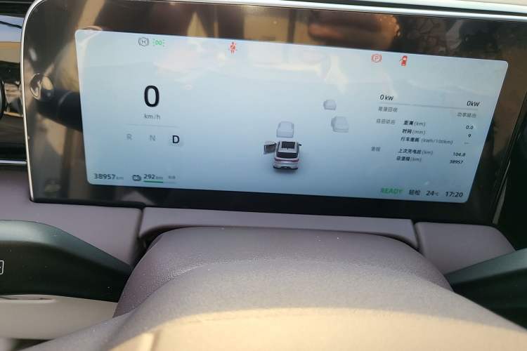 Used Leapmotor C11 2023 Pure Electric 500 Comfort Edition Odometer Close Up