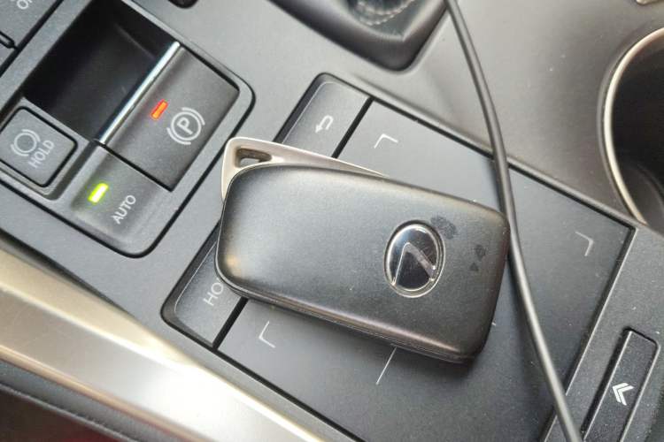 Used Lexus NX 2018 200 Front-Wheel-Drive X-Trail Version China V Standard
