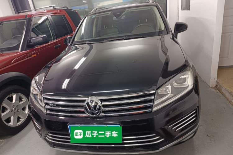 Used Volkswagen Touareg 2016 3.0 TSI High-End Version Front