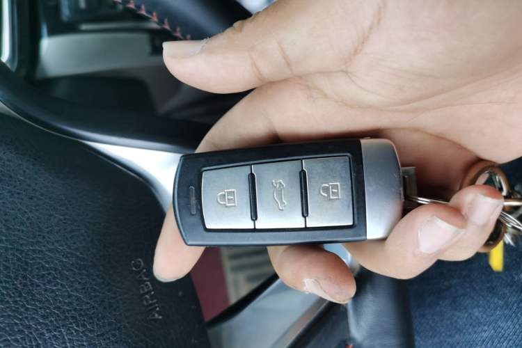 Used Zotye Domy X5 2017 Classic Edition 1.5T Manual Luxury Model
