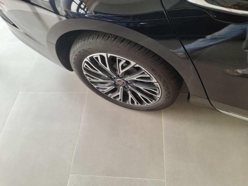 Used Hongqi H5 2025 2.0T Automatic Flag Edition – 500 000 Units Commemorative Version — 25