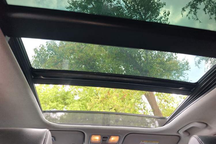 Used Hyundai ix25 2015 1.6L Automatic Two-Wheel Drive Smart GLS Trim Headliner