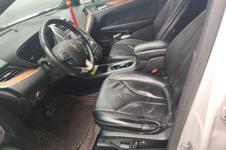 Used Lincoln MKC 2017 2.0T Two-Wheel-Drive Luxury Edition Left Front Seat