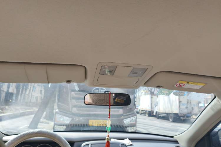 Used Nissan Sylphy 2012 Classic 1.6XE Manual Comfort Edition Headliner