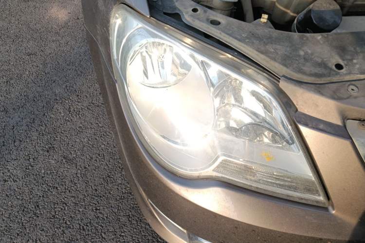 Used Volkswagen Bora 2012 1.6L Manual Fashion Edition
