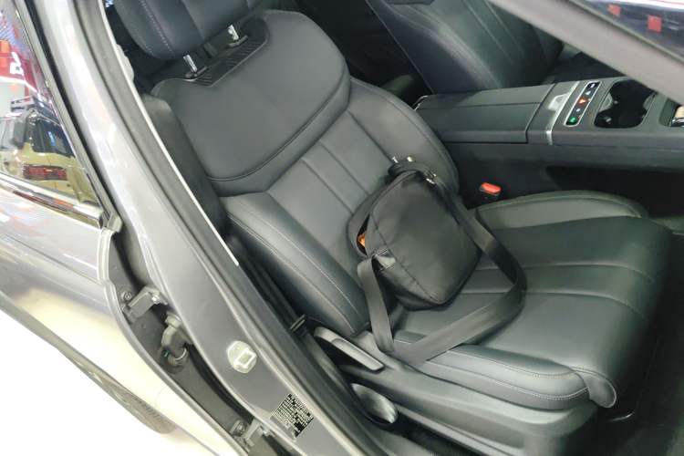 Used Chery Tiggo 7 C-DM 2025 1.5T 120KM Luxury Trim Right Front Seat