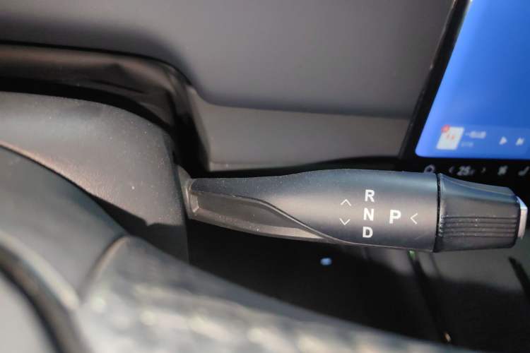 Used VOYAH COURAGE 2024 Four-Wheel Drive Global Edition Gear Lever