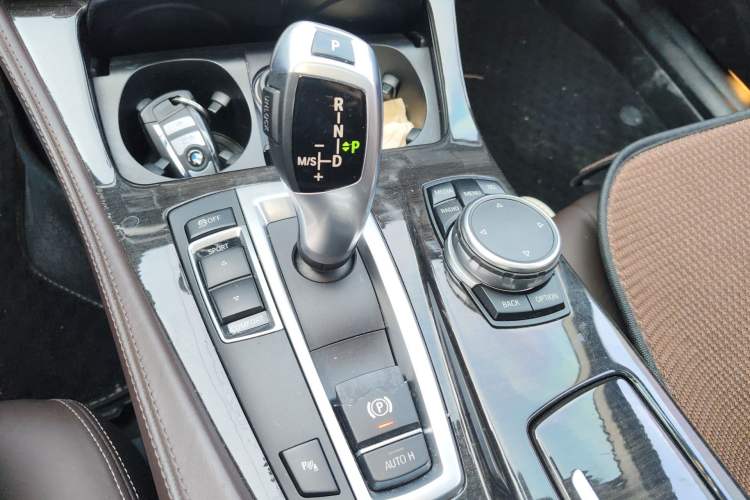 Used BMW 5 Series 2014 525Li Luxury Design Package