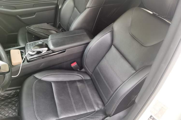 Used Mercedes-Benz GLE Coupe 2017 GLE 400 4MATIC Coupe SUV Left Front Seat