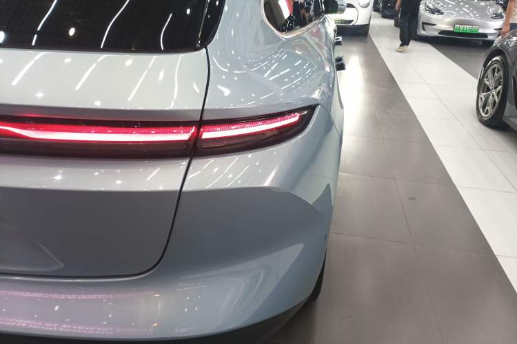 Used Nio ET5T 2023 75 kWh Touring Exterior 3