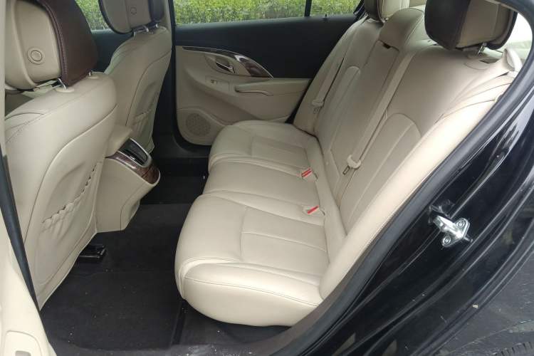 Used Buick LaCrosse 2013 2.4L SIDI Leading Comfort Version
