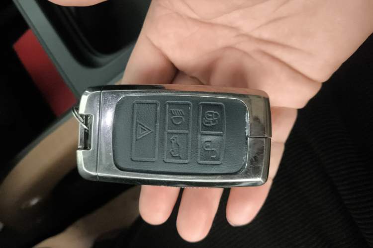 Used Land Rover Defender 2023 Facelift 110 3.0T P400 Dark Edition