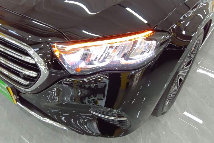 Used Mercedes-Benz E-Class 2025-Year Facelift E 260 L