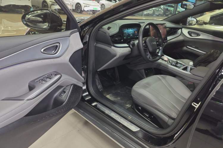 Used BYD Seal 07 DM-i 2025 DM-i 1.5L 125km Luxury Model
