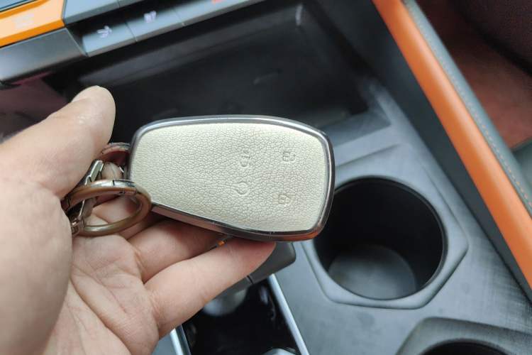 Used CHANGAN UNI-V 2022 1.5T Prestige Version Vehicle Key