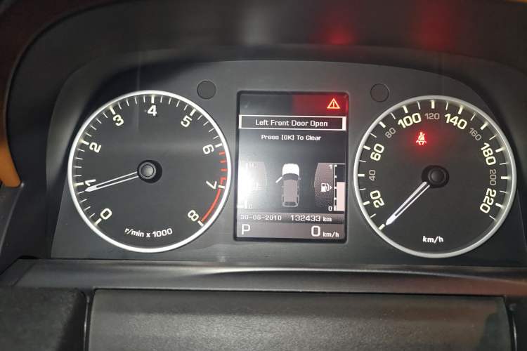 Used Land Rover Range Rover Sport 2011 5.0 NA V8 HSE