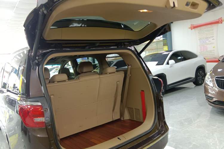 Used Buick GL8 2017 ES 28T Luxury Model China V Standard
