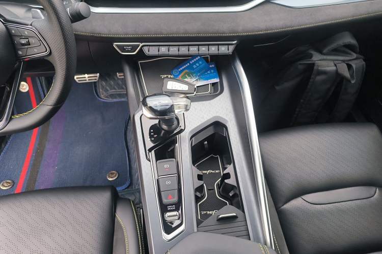 Used Geely Auto Preface 2021 2.0TD Space-Time Edition Hao Yue Gear Lever