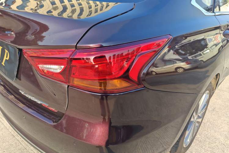 Used Changan Raeton CC 2018 1.5T Automatic Zhiya Model China V Standard