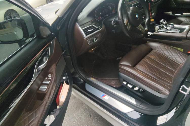 Used BMW 7 Series 2019 740Li Leading Model M Sport Package