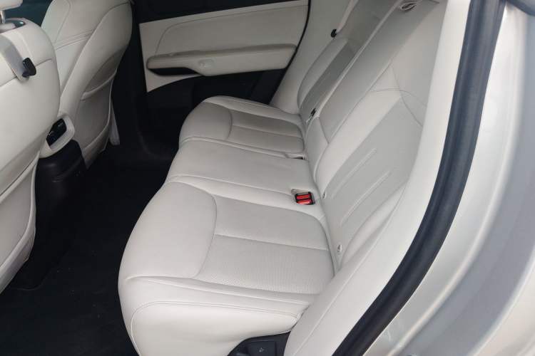 Used XPeng G6 2023 700 Four-Wheel Drive Performance Max Left Rear Seat