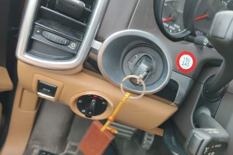 Used Porsche Cayenne 
