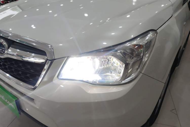 Used Subaru Forester 2014 2.0i Automatic Luxury Edition
