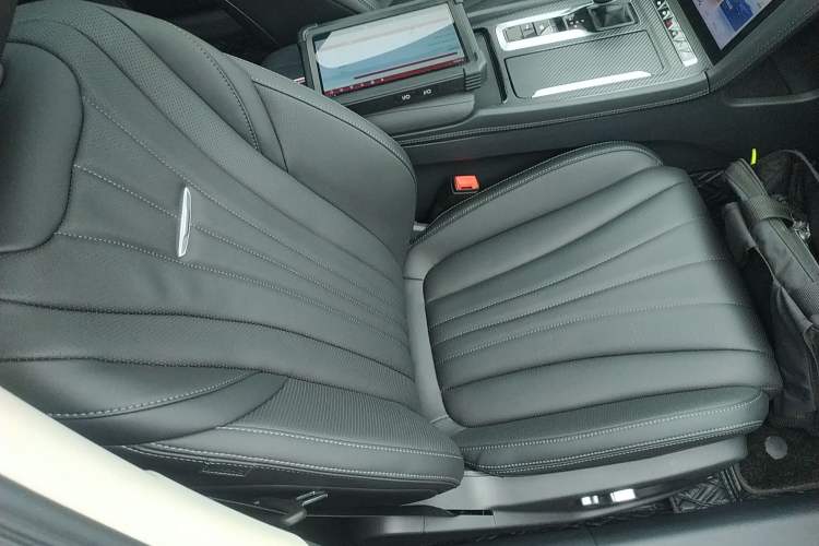 Used Hongqi H5 2023 1.5T DCT Smart Connect Flagship Edition