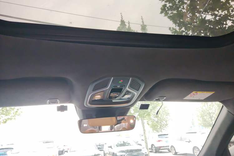 Used Geely Auto Monjaro L Extended Range Electric Version 2022 1.5T DHT Range-Extending Electric Supreme Edition
