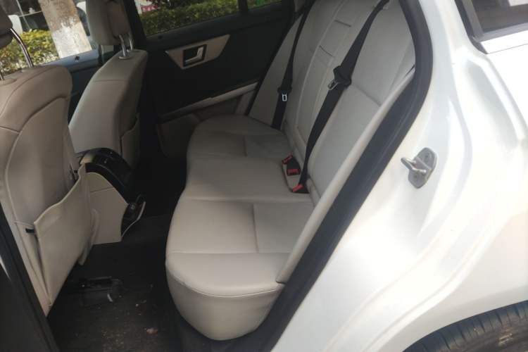 Used Mercedes-Benz GLK-Class 2013 GLK 300 4MATIC Dynamic Sunroof Model
