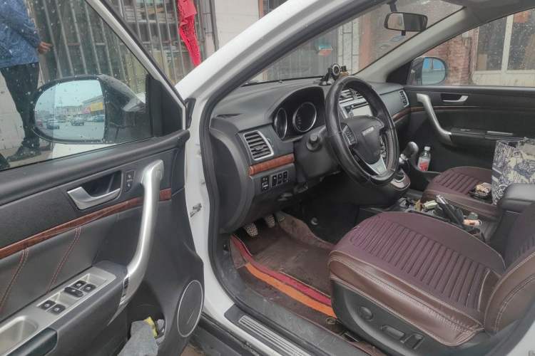 Used Haval H6 2017 Red-Label Sport Edition 1.5T Manual Two-Wheel Drive Elite Model Driver Seat