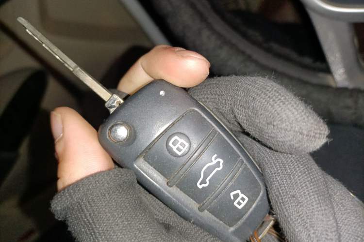 Used Chery Arrizo 7 2015 1.6L Manual Zhi Ling Edition