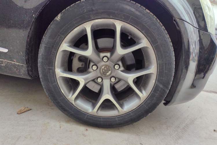 Used Buick Park Avenue 2011 Bao'ao Forum Commemorative Edition Right Front Wheel Hub