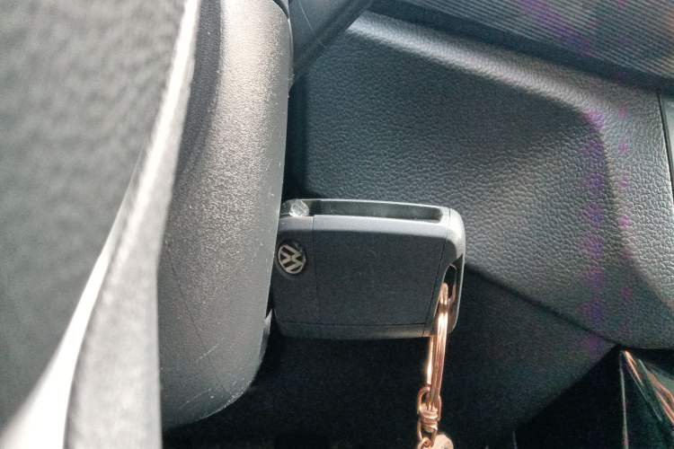 Used Volkswagen Tacqua 2020 1.5L Automatic Yue Vehicle Key