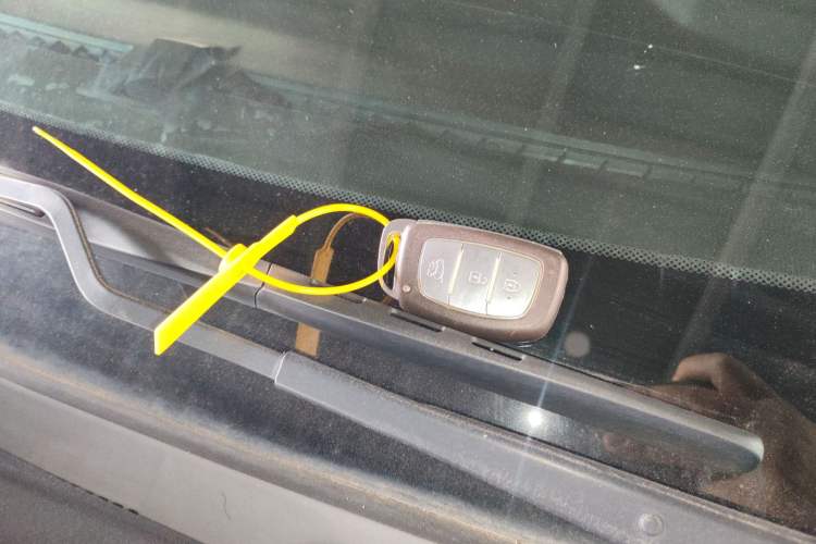 Used Hyundai ix35 2013 2.0L Automatic Two-Wheel Drive Smart GLS China IV Standard
