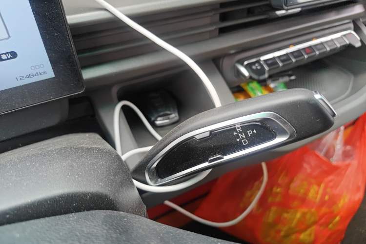 Used Farizon Xingxiang V 2025 Star Enjoy V7E Functional Edition Smart Wealth Edition Ningde 50.2 kWh Gear Lever