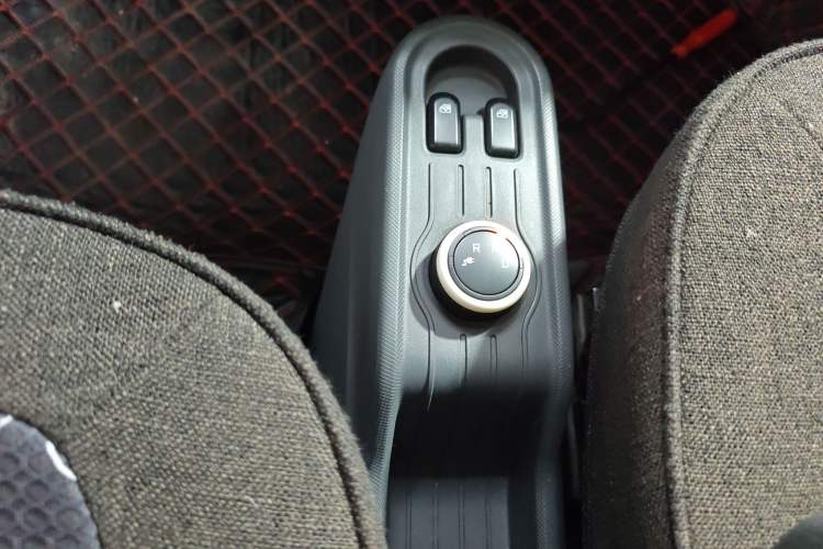 Used Wuling Hongguang MINIEV 2021 Macaron Fashion Model Lithium Iron Phosphate