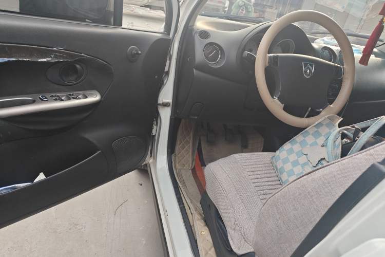 Used Baojun Lechi 2012 Revised Version 1.2L Manual Sporty Edition Dynamic Type