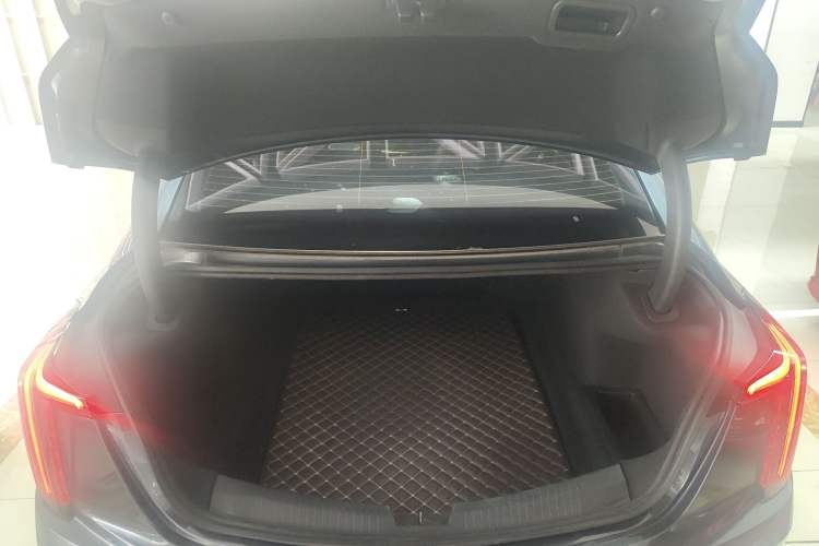 Used Cadillac CT5 2021 Revised 28T Luxury Version Trunk