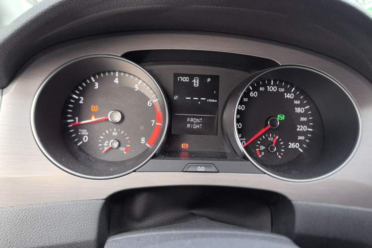 Used Volkswagen Golf Sportsvan 2018 1.6L Automatic Comfort Model Instrument Cluster