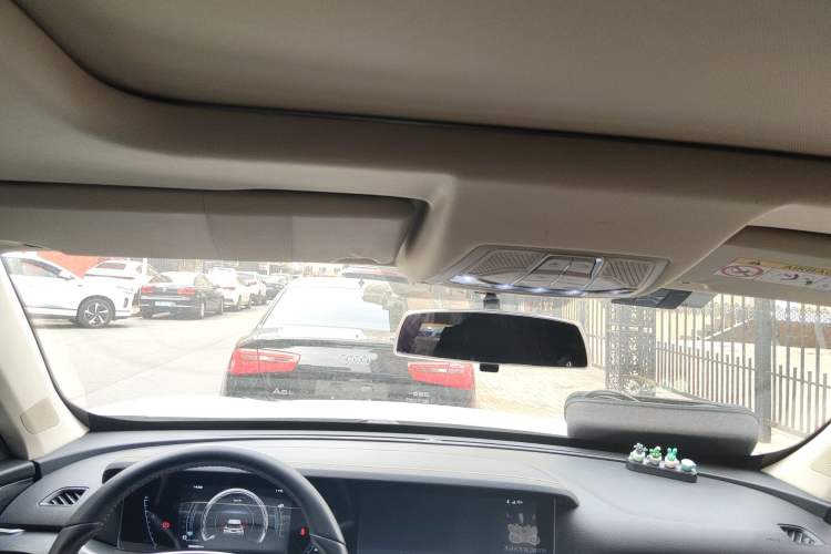 Used Bestune T77 2020 PRO 280 TID Automatic Luxury Model Headliner