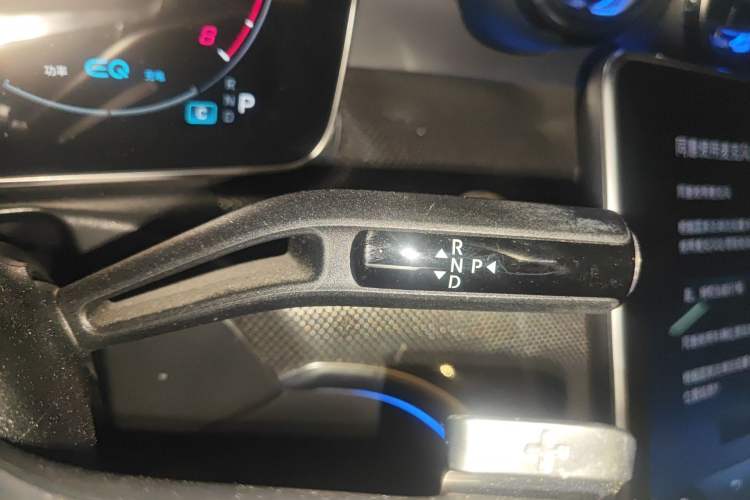 Used Mercedes-Benz C-Class 2023 Facelift C 260 L Gear Lever